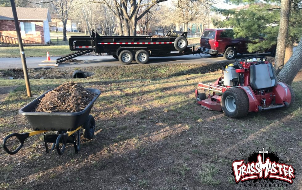 Spring & Fall Yard Cleanup Poplar Bluff, MO GrassMaster Lawn Service